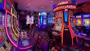 mya66 Live Casino မြင်ကွင်း dealer ကဒ်ဖြန့်နေသည့် real-time streaming